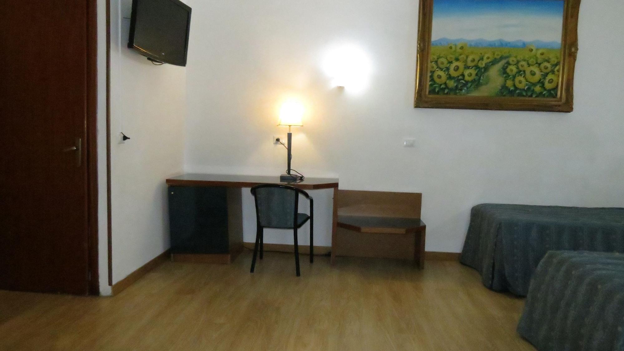 Chopin Hotel Fiumicino