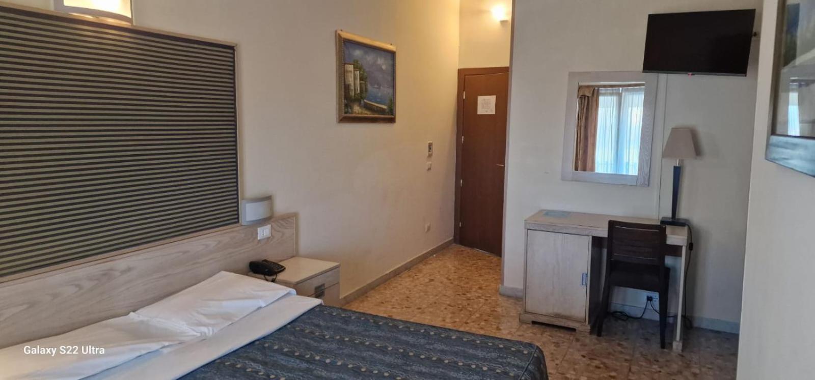 Chopin Hotel Fiumicino