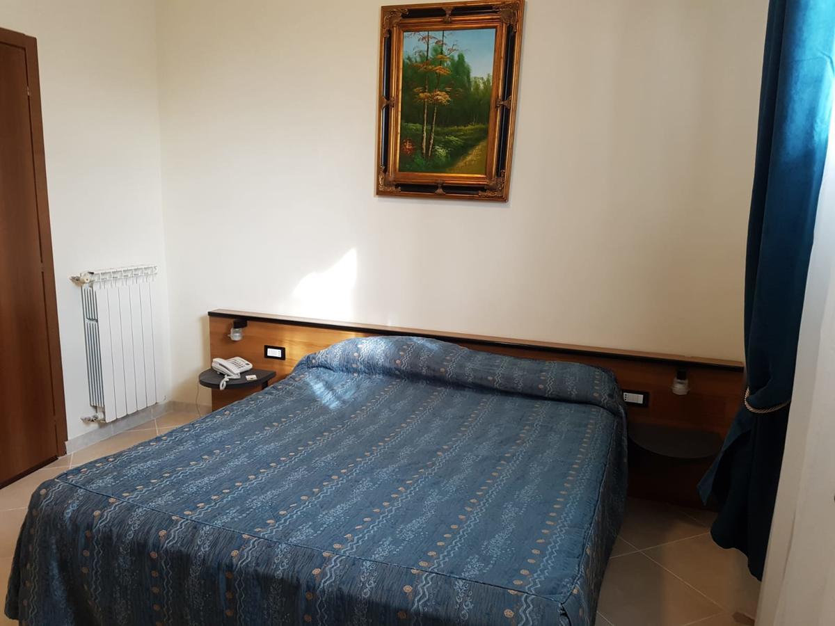 Chopin Hotel 3*