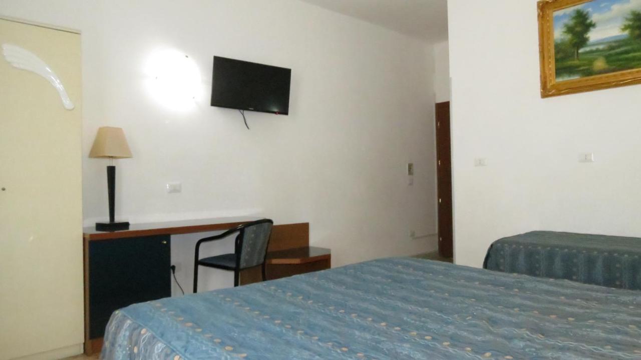 Hotel Chopin 3*